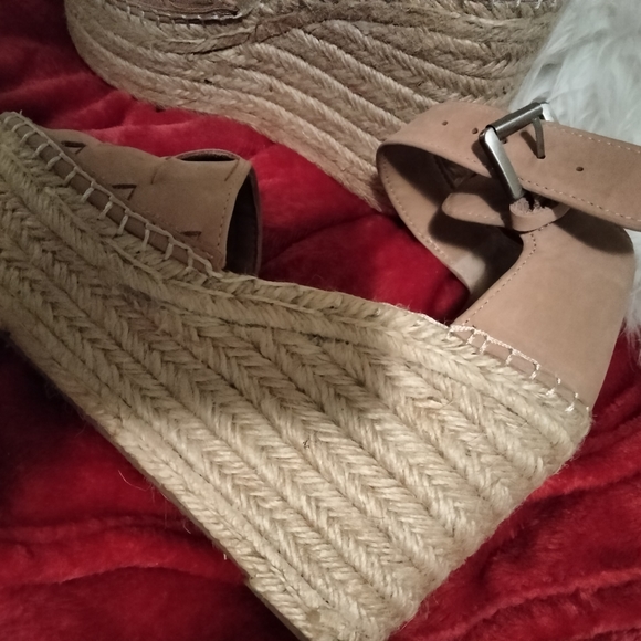 Marc Fisher Platform Espadrille Wedge - Picture 10 of 12